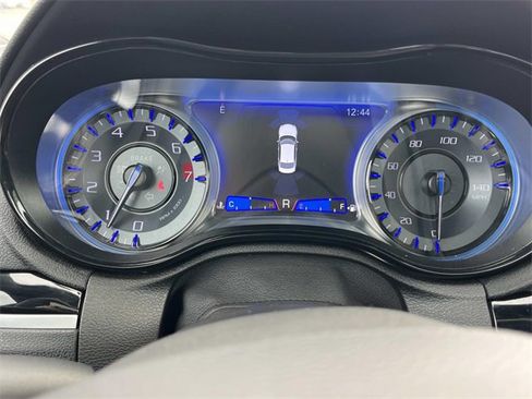 Used 2023 Chrysler 300 S image 37