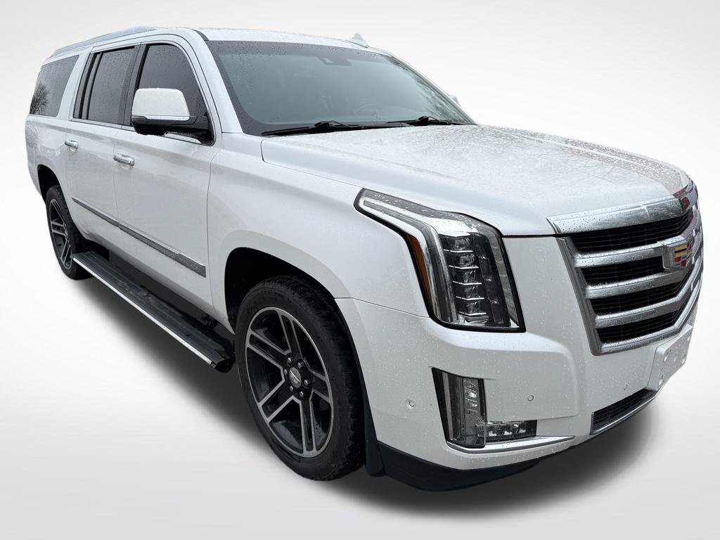 Used 2018 Cadillac Escalade ESV Premium Luxury AWD/4WD image 9
