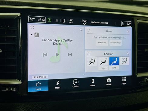 Used 2023 Chrysler Pacifica Touring-L image 14