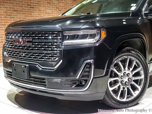 Certified 2023 GMC Acadia Denali w/ Denali Ultimate Package image 4