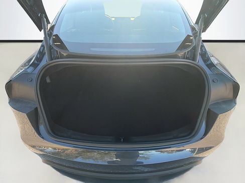 Used 2025 Tesla Model 3 Long Range image 12