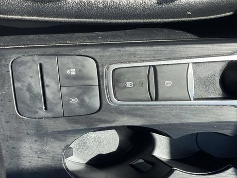 Used 2022 Ford Escape SEL w/ Technology Package FWD image 30