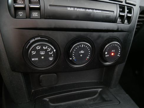 Used 2008 MAZDA MX-5 Miata Touring RWD image 23