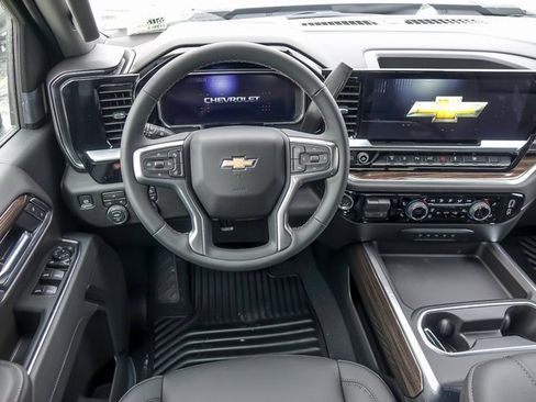 New 2026 Chevrolet Silverado 3500 LT w/ All Star Edition image 10