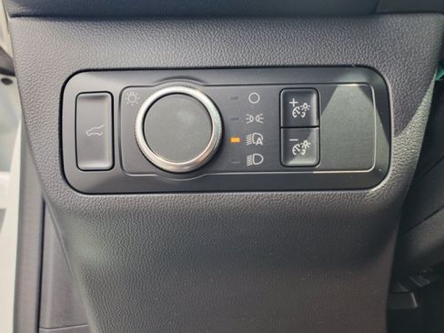 Used 2021 Ford Escape SE w/ SE Sport Appearance Package FWD image 13