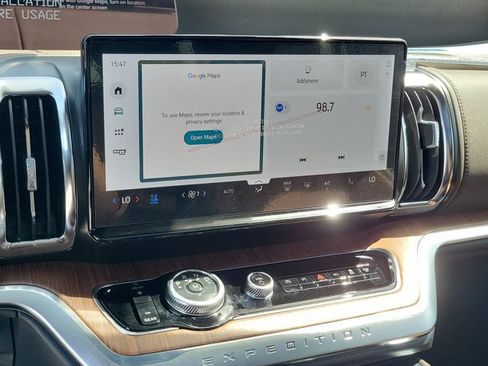 New 2027 Ford Expedition King Ranch RWD image 30