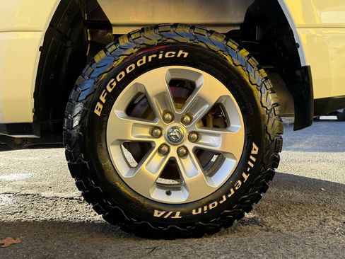 Used 2023 RAM 1500 Laramie image 30