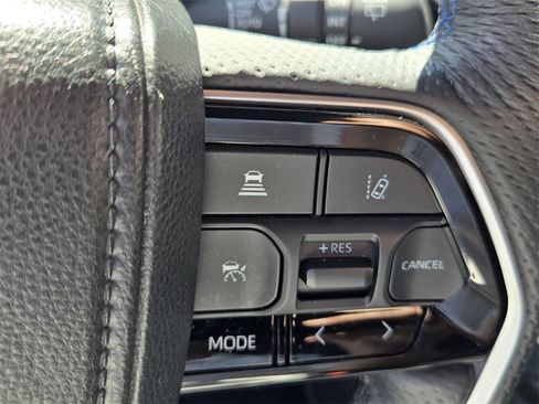 Used 2025 Toyota Sequoia 4WD image 30