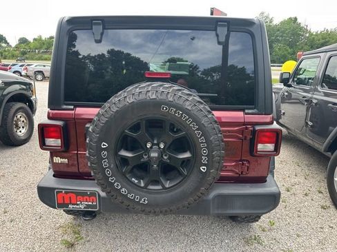 Used 2022 Jeep Wrangler Unlimited Sport AWD/4WD image 11