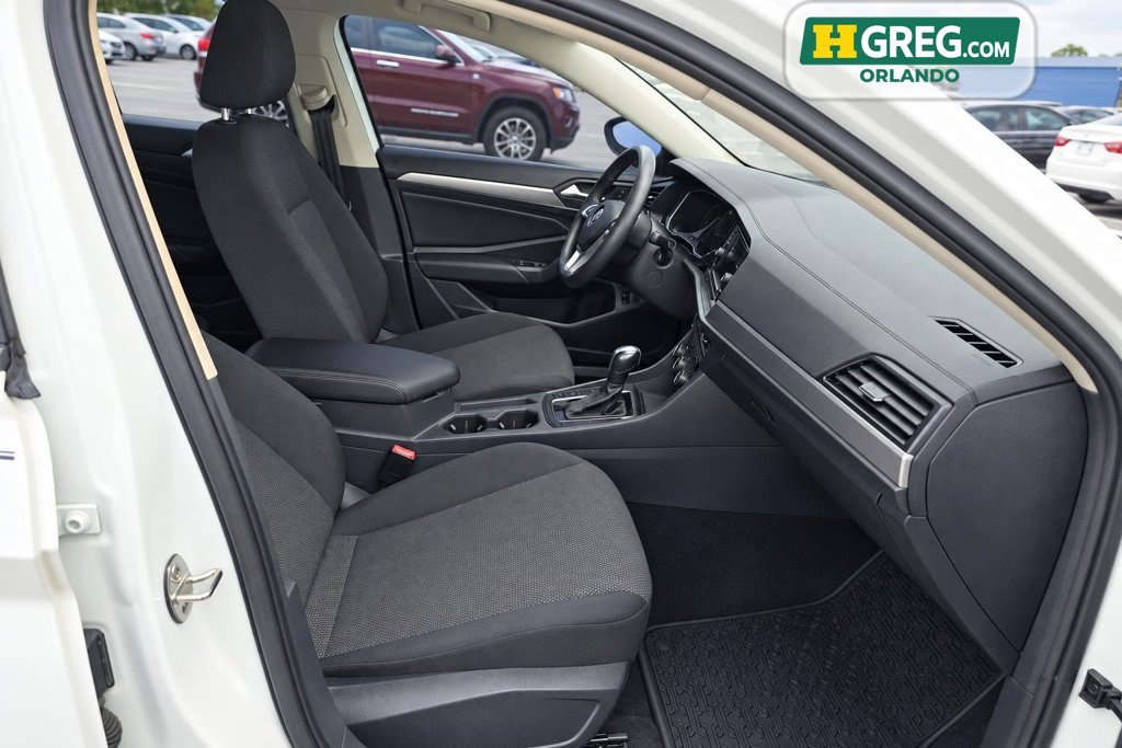 Used 2021 Volkswagen Jetta R-Line FWD image 11