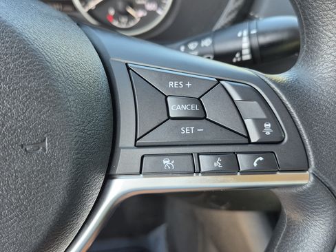 Certified 2024 Nissan Sentra SV FWD image 33
