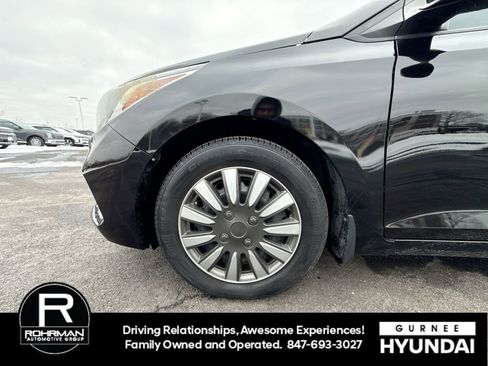 Used 2018 Hyundai Accent SE image 11