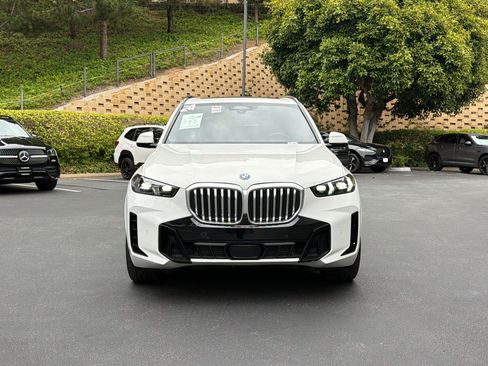 Used 2024 BMW X5 xDrive50e w/ M Sport Package AWD/4WD image 6