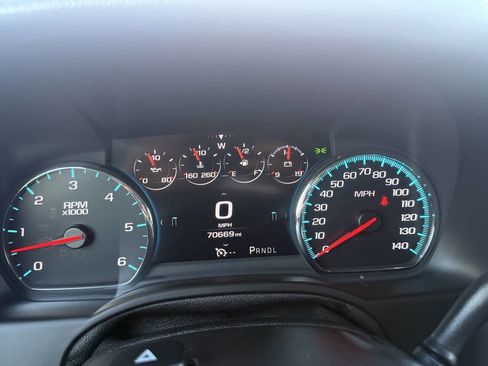 Used 2017 Chevrolet Tahoe LT w/ Luxury Package image 15