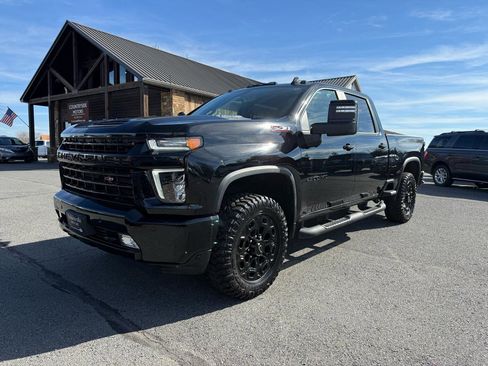 Used 2021 Chevrolet Silverado 2500 LTZ w/ LTZ Plus Package image 2