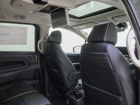 New 2026 Honda Odyssey Elite image 43