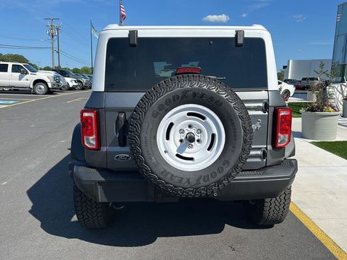 Used 2025 Ford Bronco Heritage Edition AWD/4WD image 6