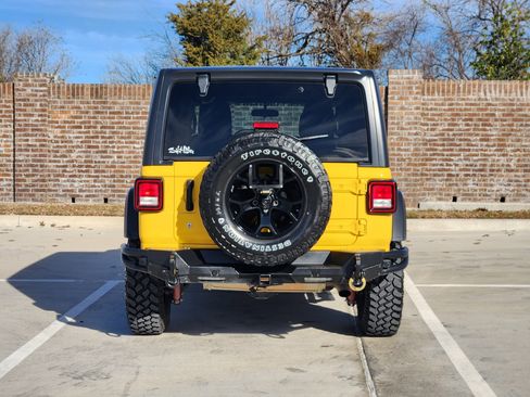 Used 2021 Jeep Wrangler Unlimited Sport image 7