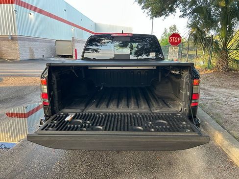 Used 2024 Nissan Frontier PRO-4X w/ Pro Premium Package AWD/4WD image 11