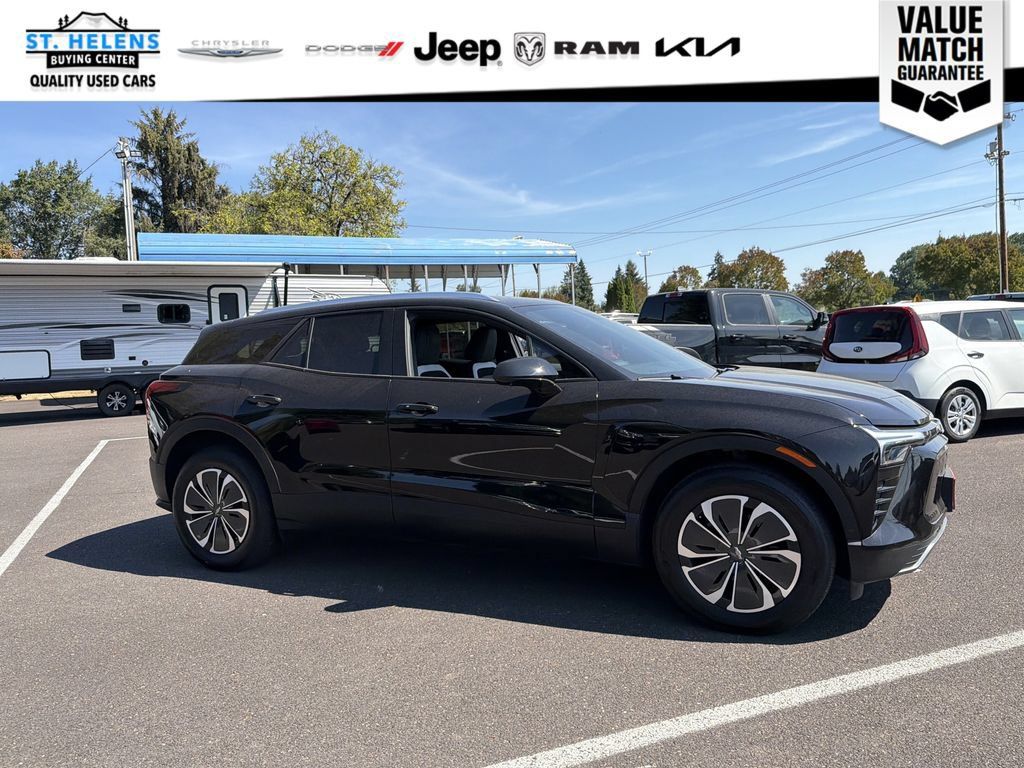 Used 2024 Chevrolet Blazer EV LT AWD/4WD image 9