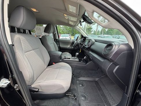 Used 2023 Toyota Tacoma SR AWD/4WD image 17