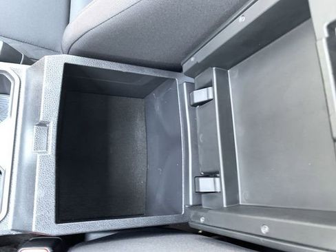 Certified 2024 Toyota Tacoma SR5 image 26