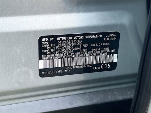 Used 2024 Mitsubishi Outlander AWD image 28