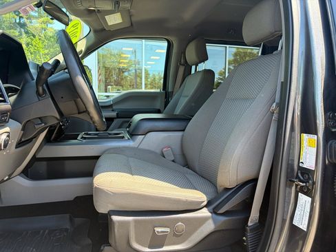 Used 2019 Ford F250 XLT w/ XLT Premium Package AWD/4WD image 25