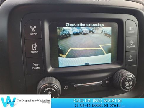 Used 2015 Jeep Renegade Latitude w/ Popular Equipment Group image 20