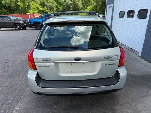 Used 2006 Subaru Outback 2.5i Limited AWD/4WD image 5