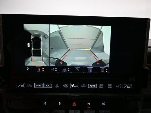 New 2025 GMC Hummer EV 3X AWD/4WD image 18