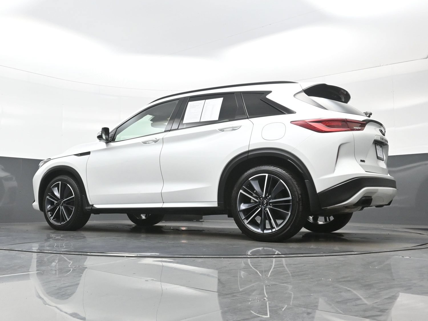 Used 2023 INFINITI QX50 Sport AWD/4WD image 31