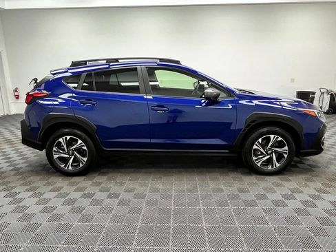 Used 2024 Subaru Crosstrek 2.0i Premium AWD/4WD image 8