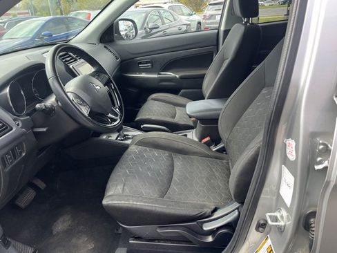 Used 2021 Mitsubishi Outlander Sport LE image 9