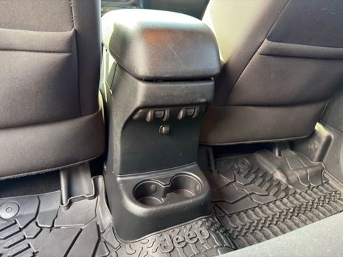 Used 2017 Jeep Wrangler Unlimited Sahara w/ Max Tow Package image 17