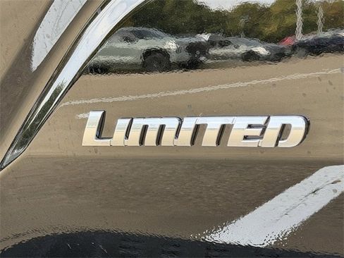 New 2025 Toyota 4Runner Limited image 9