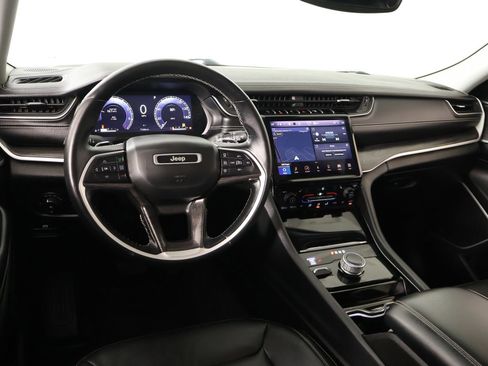 Used 2021 Jeep Grand Cherokee L Limited AWD/4WD image 2