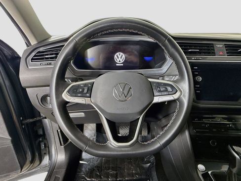 Used 2024 Volkswagen Tiguan SE FWD image 13