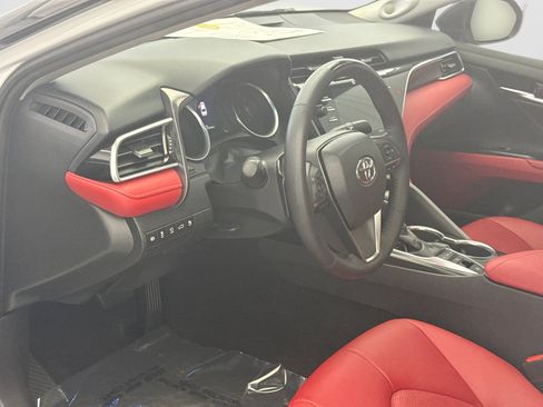 Used 2018 Toyota Camry XSE w/ Driver Assist Package FWD image 10