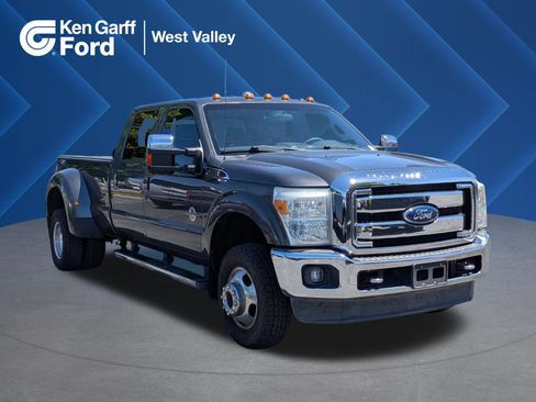 Used 2016 Ford F350 Lariat w/ Lariat Chrome Package AWD/4WD image 1