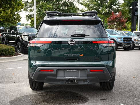 Used 2023 Nissan Pathfinder Rock Creek AWD/4WD image 9