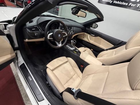 Used 2016 BMW Z4 sDrive28i RWD image 26