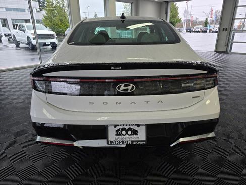 New 2026 Hyundai Sonata SEL AWD/4WD image 4