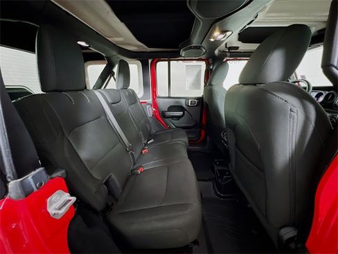 Used 2020 Jeep Wrangler Unlimited Sport image 39