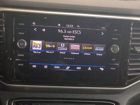 Used 2023 Volkswagen Atlas Cross Sport SE w/ Panoramic Sunroof Package FWD image 25