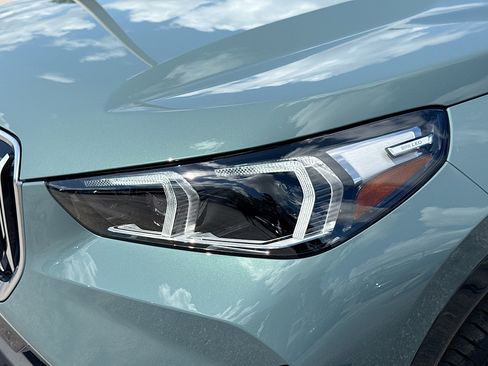 New 2026 BMW X1 xDrive28i w/ Technology Package AWD/4WD image 9