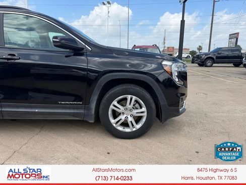 Used 2023 GMC Terrain SLE w/ Driver Convenience Package FWD image 5