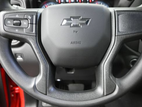 Used 2025 Chevrolet Silverado 1500 Custom Trail Boss AWD/4WD image 17