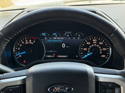 Used 2015 Ford F150 Lariat w/ Equipment Group 502A Luxury image 21