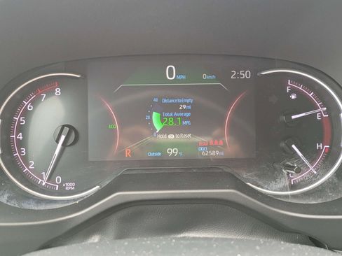 Used 2024 Toyota RAV4 XLE FWD image 26